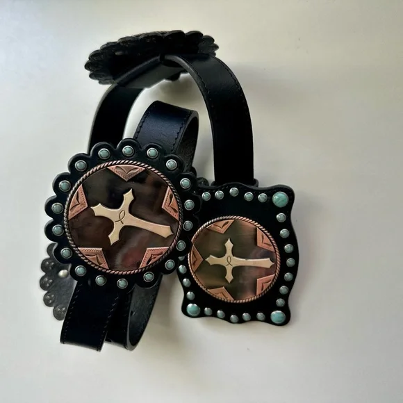 Angel Ranch Genuine Black Leather Belt with Copper and Turquoise Conchos - Picture 5 of 5